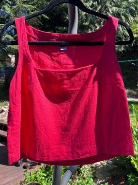 Old Navy Red Women's Linen Cropped Tank Top